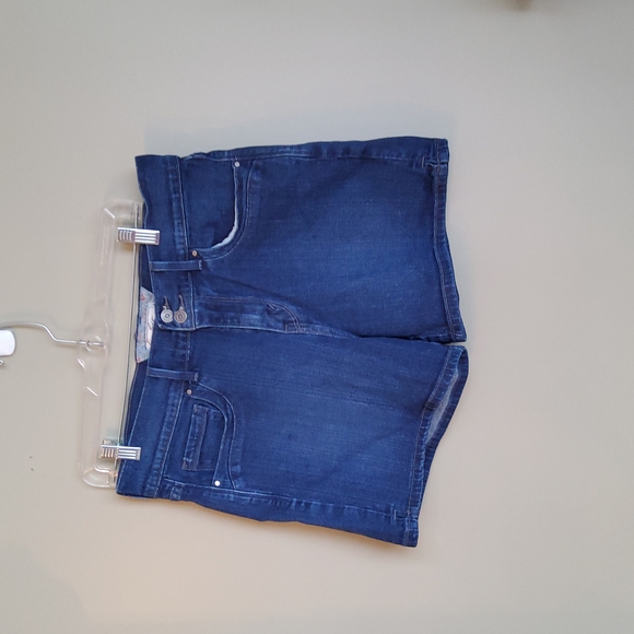 Levi's Pants - Levis shorts size 10